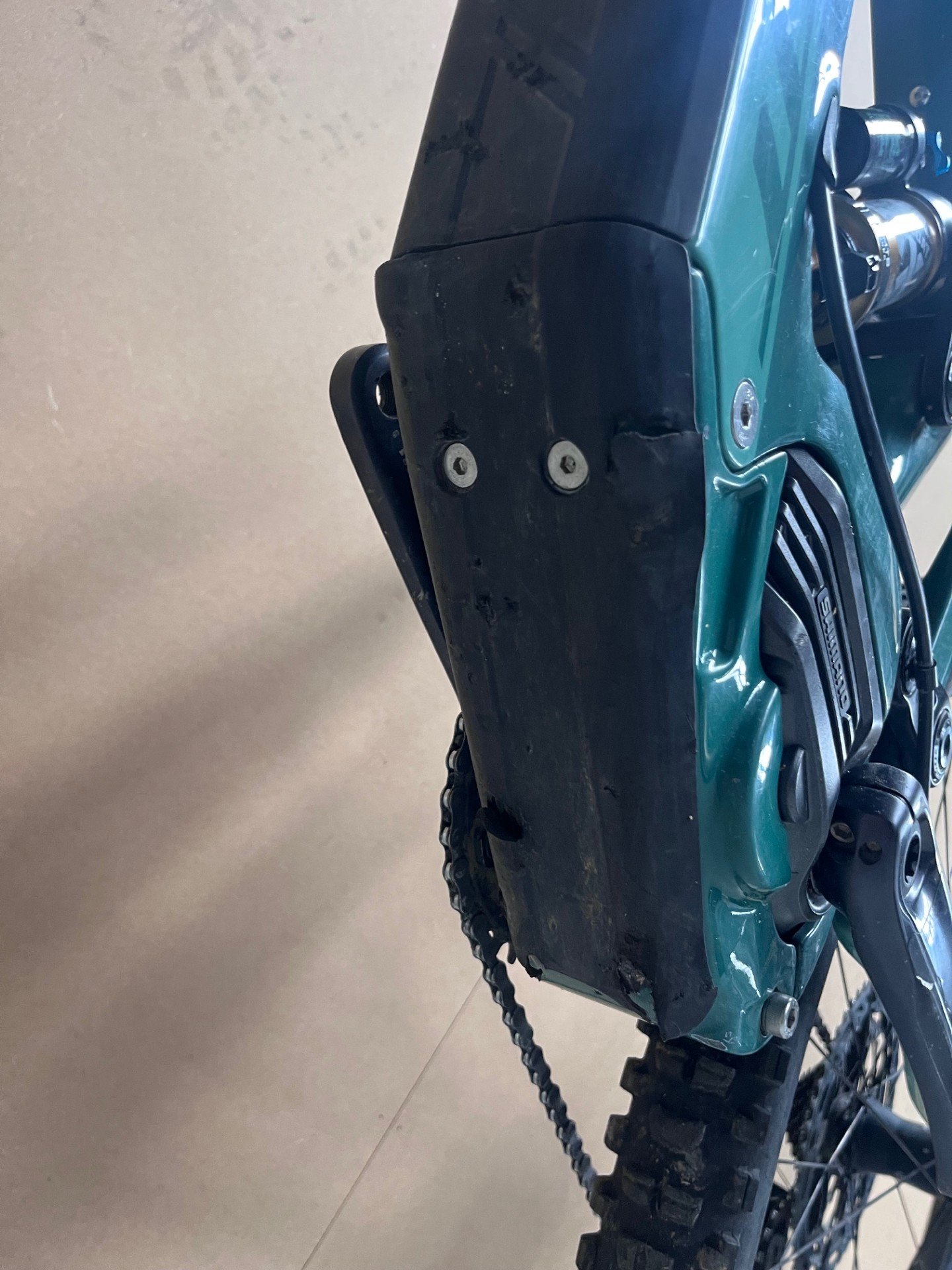 EX DEMO SHUTTLE LT TEAM XTR WITH 29" ALLOY WHEELS - MEDIUM - Pivot Cycles NZ